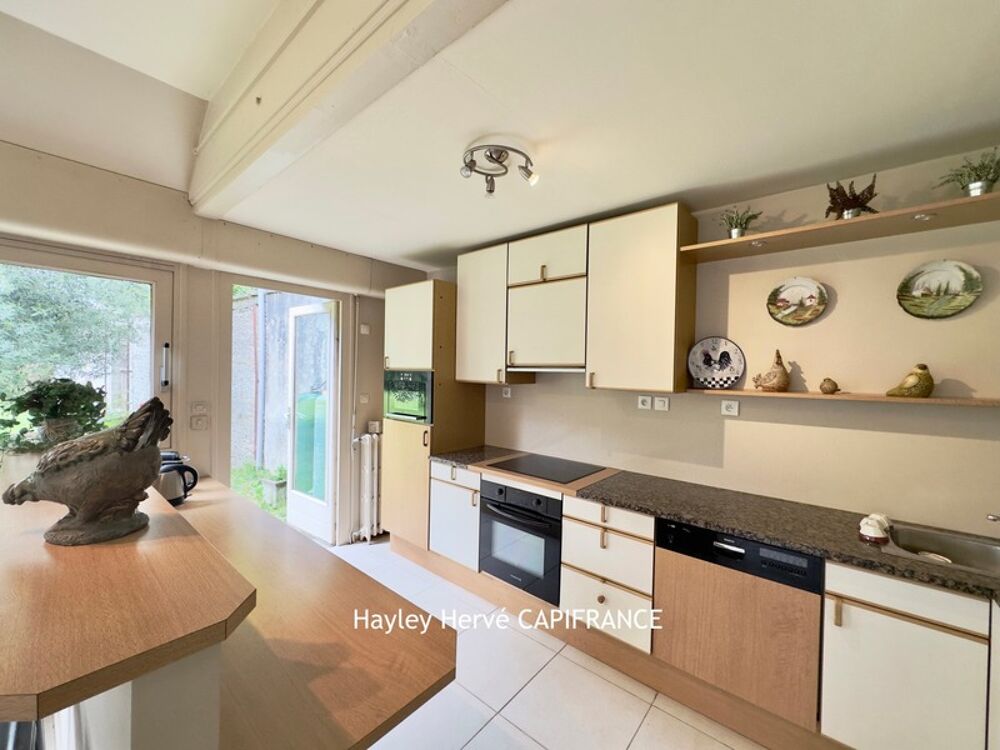 Vente Maison RARE À BAYEUX CENTRE – Grande maison familiale avec jardin plein sud, atelier indépendant et fort potentiel - BAYEUX (14) Bayeux