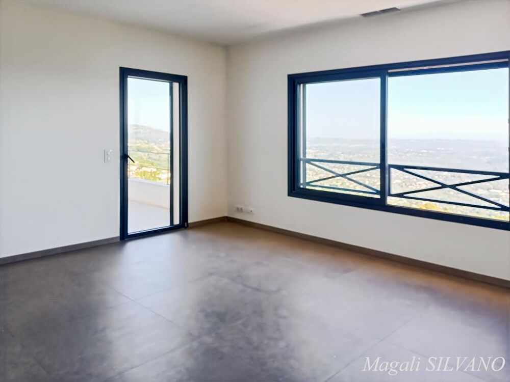 � vendre  Villa Sp�rac�des (06530)