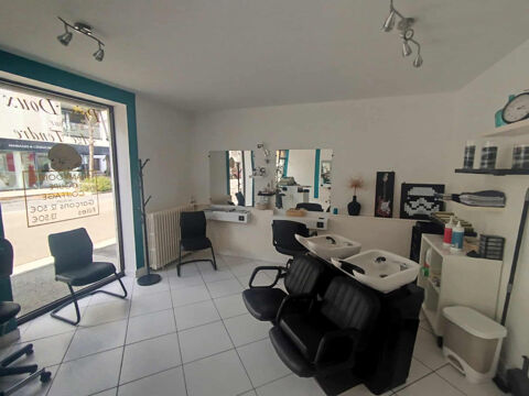   Fonds de commerce – Salon de coiffure – Emplacement n°1 – Saint-Nazaire 