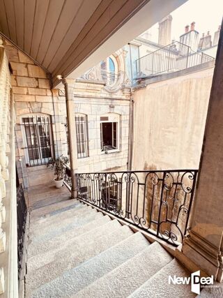  Appartement à vendre 6 pièces 170 m²