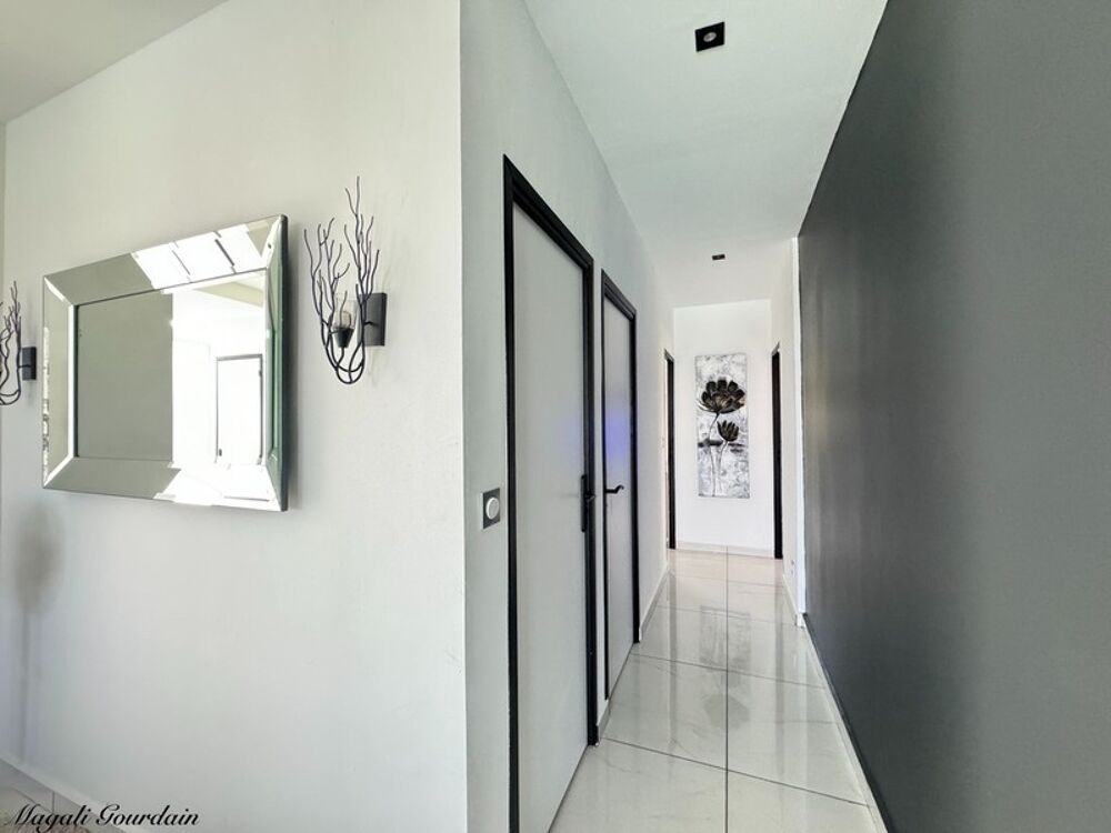 � vendre  Propri�t�/ch�teau Sainte-Anne (97180)