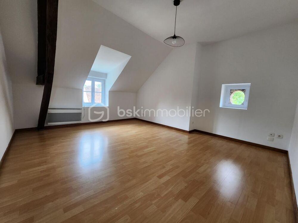 Charmante maison sans travaux de 98 m² loi Carrez, idéale pour une vie confortable et sereine !