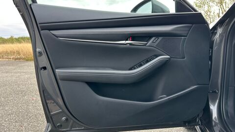 Mazda3 III 2.0 SkyActiv-G 122 Mild Hybrid BVA6 Style - Automatique 2020 occasion 31830 Plaisance Du Touch