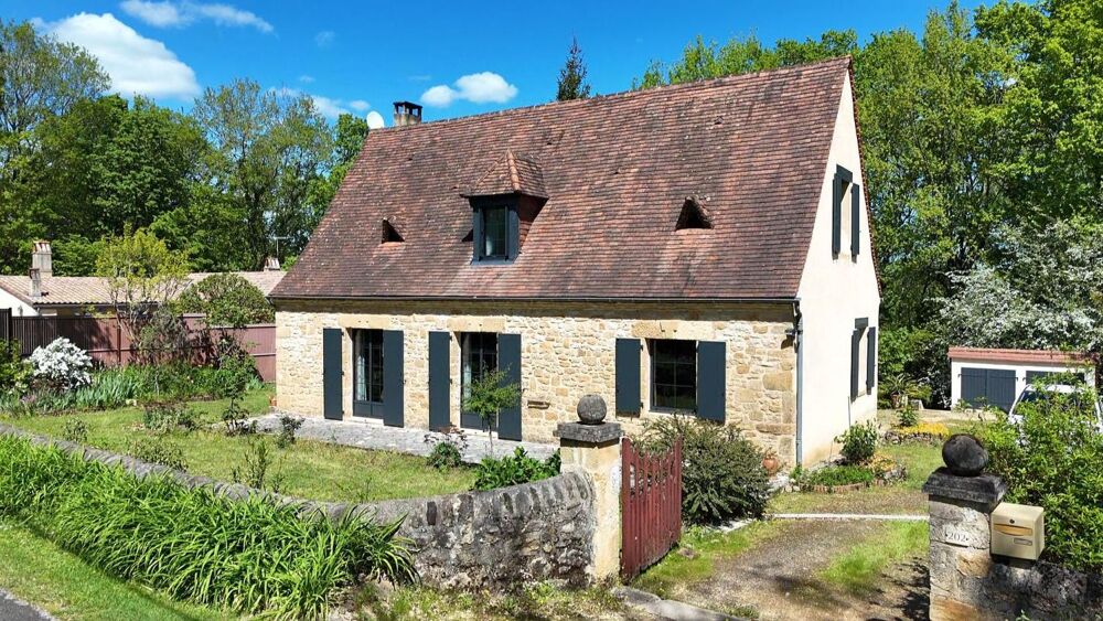 Vente Maison Charmante maison avec deux chambres et un bureau Beynac et cazenac