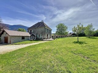  Maison  vendre 6 pices 160 m