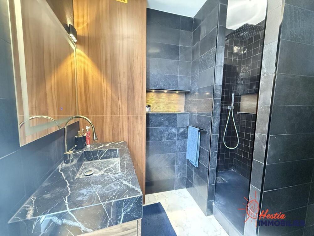 Appartement de caractère A VENDRE - vue panoramique sur Place d