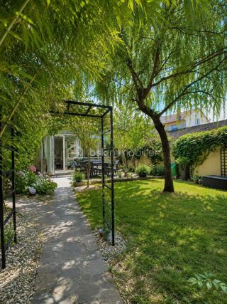  Maison à vendre 8 pièces 193 m²