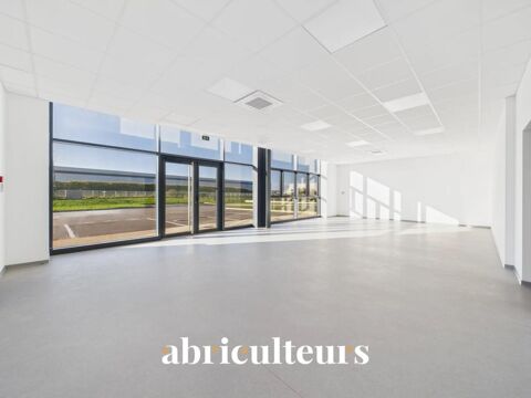   Bâtiment d'activité de 755 m² en vente à 1h de Paris (28000) 