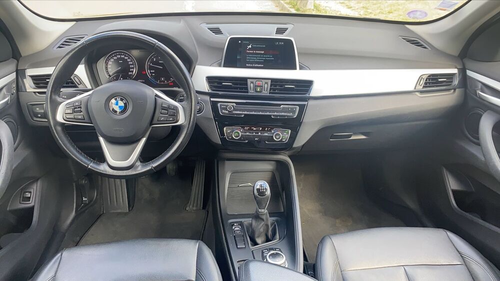 X1 F48 sDrive 18i 140 Business Design 2019 occasion 91320 Wissous