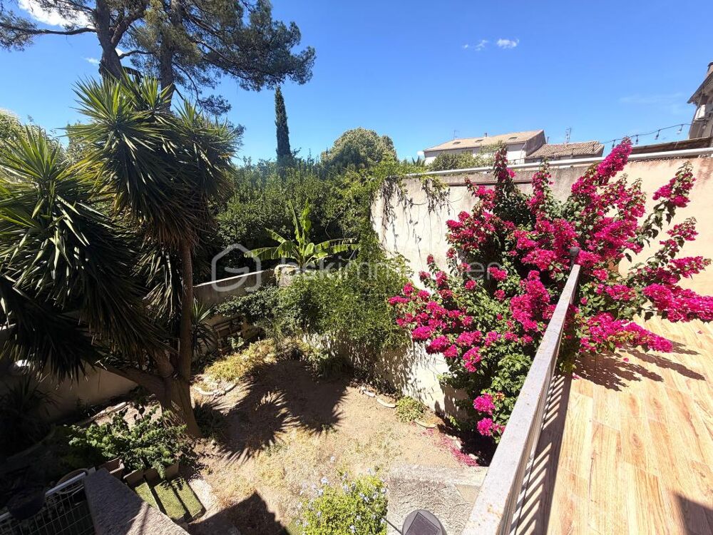 Maison vigneronne avec jardin et garage