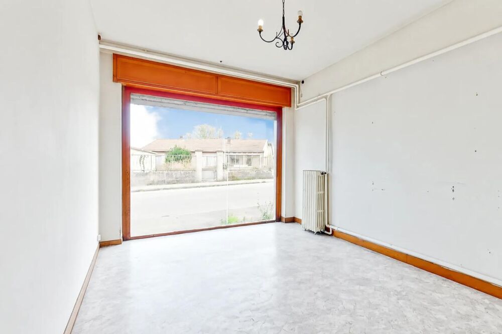 Maison de 7 pièces de 200 m² située à Piennes