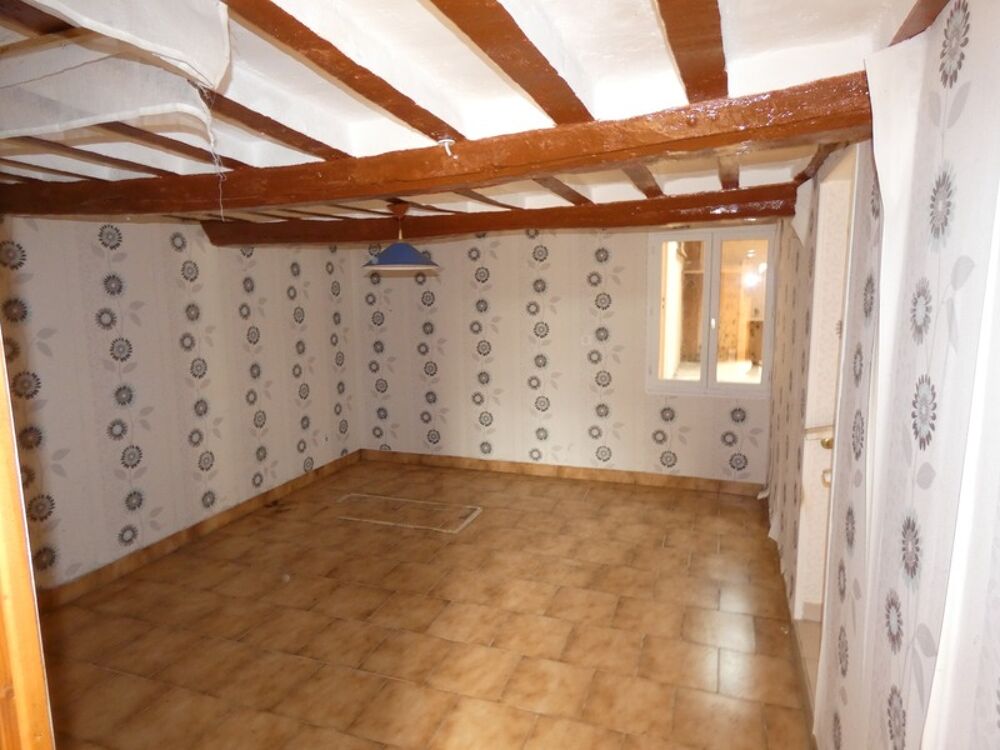 Maison à vendre 6 pièces proche de FALAISE (14) de 109 m² habitables