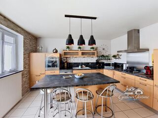  Maison à vendre 6 pièces 194 m²