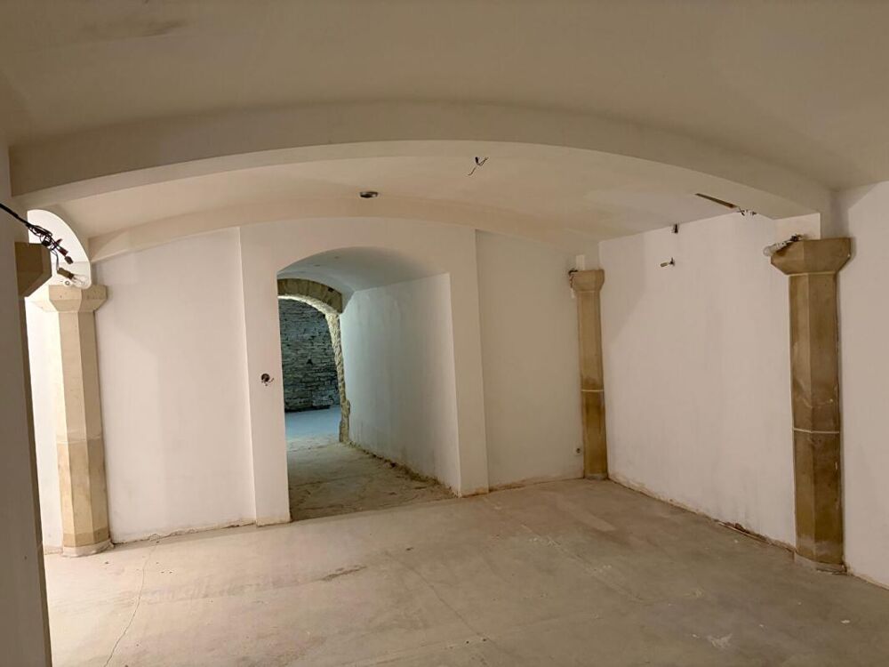 Caves Voutées