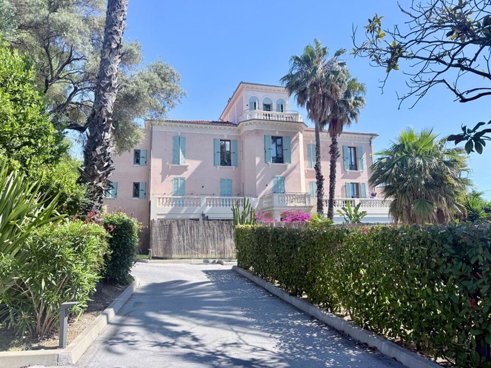 Appartement 2 pièces 46 m² · à Antibes · 46 m² · 256 000 €