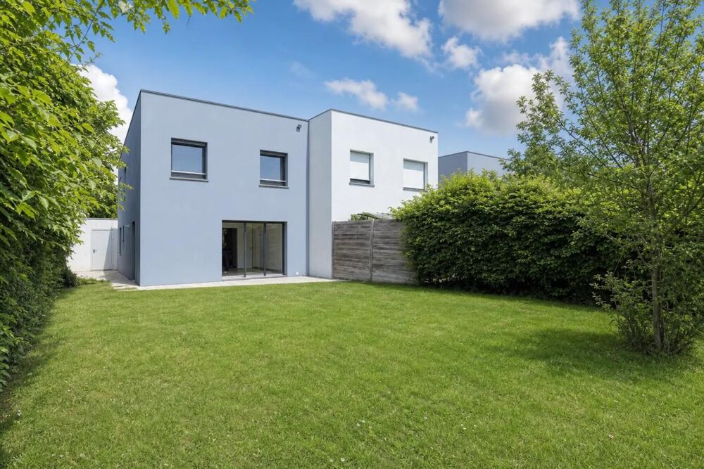 Maison moderne 5 pièces de 102 m² à Le Rheu