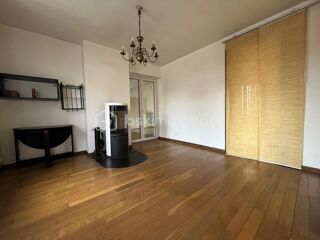  Propri�t�/ch�teau � vendre 7 pi�ces 140 m�