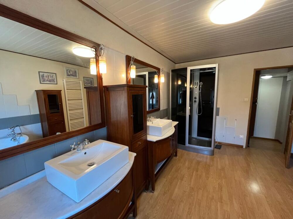 Vente Maison Maison à vendre 6 pièces BERTRICHAMPS 181m² Bertrichamps