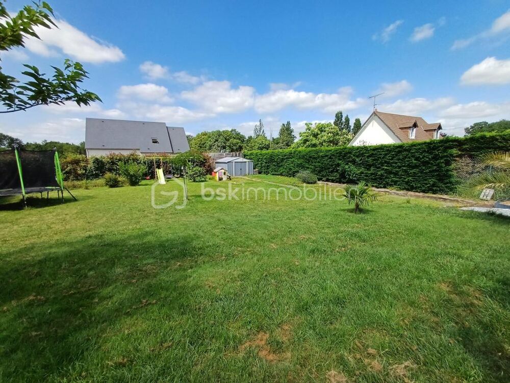 Vente Maison Villandry – Belle maison familiale de 144 m² avec 5 chambres, jardin et terrasse plein sud Villandry