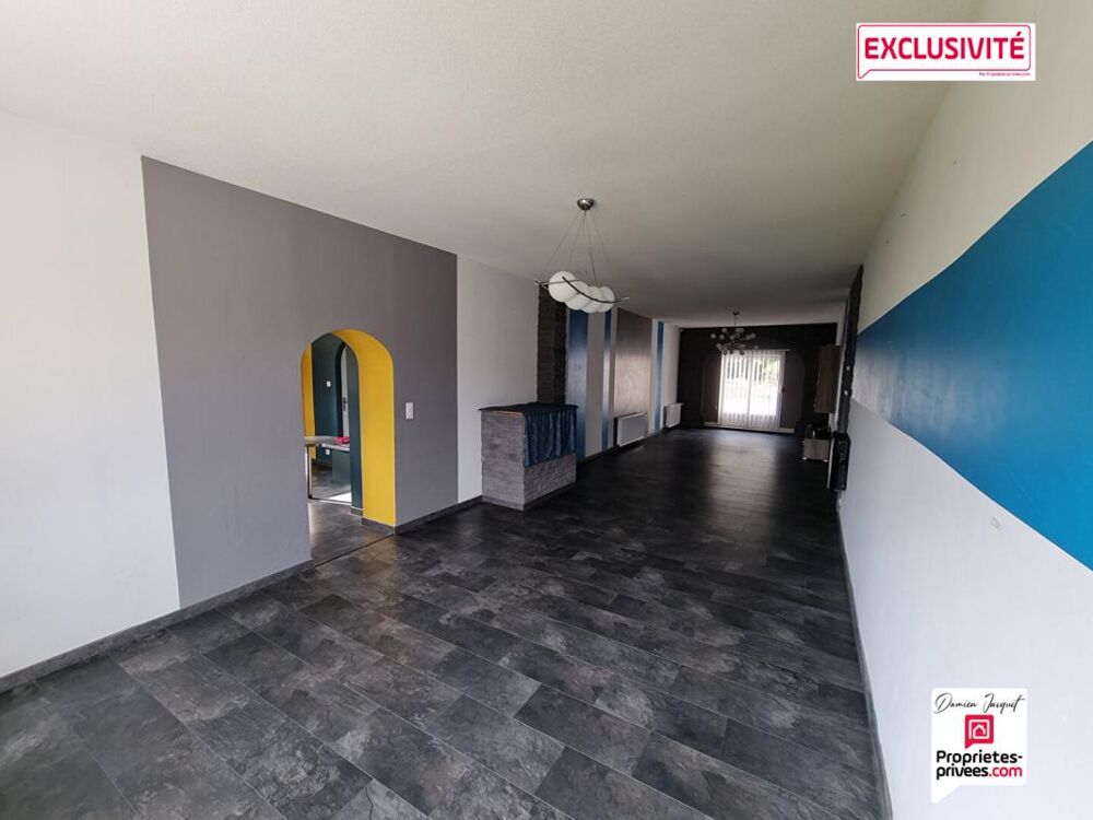 Vente Maison Maison 7 pièces. 4 chambres. SH 142 m² .Terrain de 1 443 m² Roches les blamont