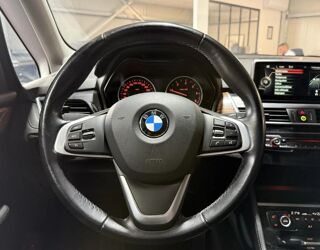 Serie 2 (F46) Gran Tourer 216d 1.5 d 12V 116 cv LUXRY PACK 2015 occasion 85190 Venansault