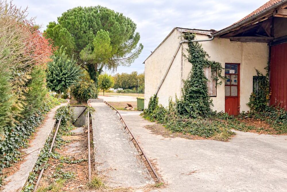 Vente Parking/Garage Masclat 46350-Centre-Bourg:  Hangar/atelier- 4 pièce(s) 290 m2 sur deux étages Masclat
