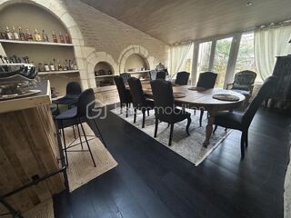  Htel Particulier  vendre 9 pices 308 m