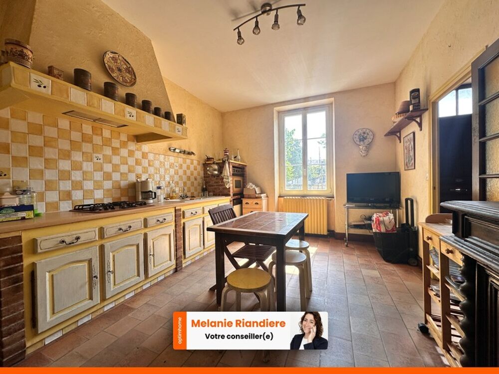 Vente Maison Maison de caractère 227m² - 6 chambres - Fort potentiel avec dépendance - LA FLÈCHE La fleche