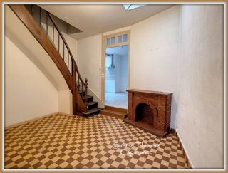  Immeuble à vendre 8 pièces 145 m²