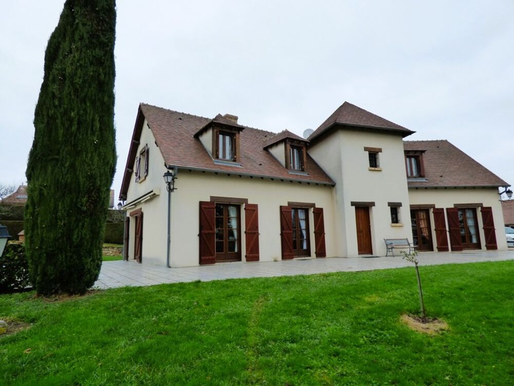 Maison 15 pièces 207 m² · à Bourbon L Archambault · 207 m² · 242 600 €