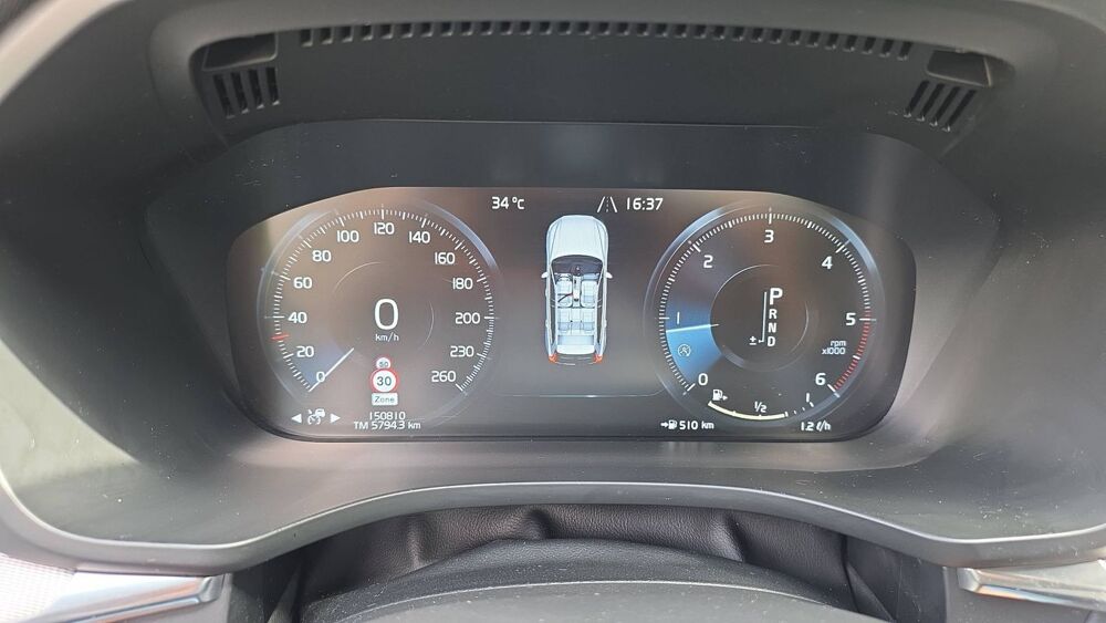XC60 II 2.0 D4 190 Geartronic8 R-Design - Automatique Toit ouvran 2018 occasion 10000 Troyes