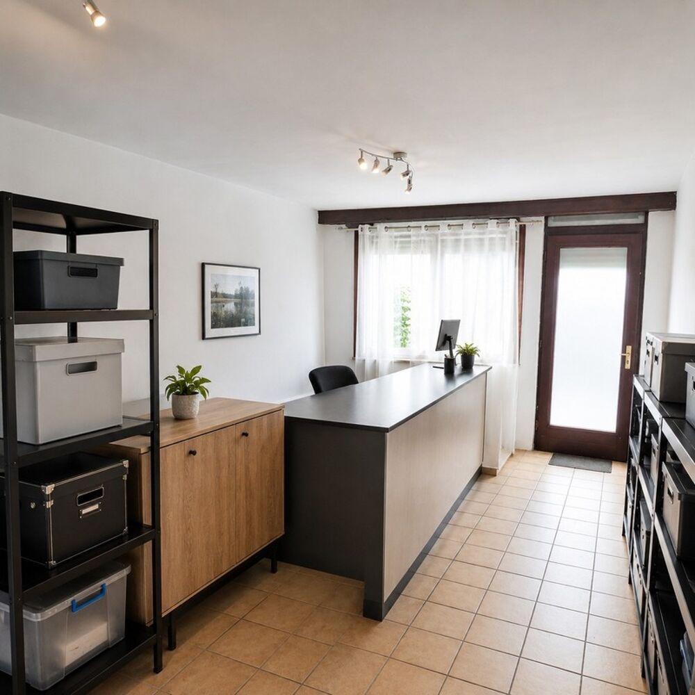 160 m² , 5 chambres, un garage et une cour privée : à Marchiennes, une maison aux multiples possibilités à 199 500 € FAI