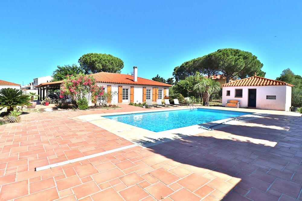 VILLA T5 4 FACES DE 134M² + PISCINE + DEPENDANCE SUR UN TERRAIN DE 1799M²