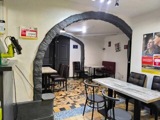  Immeuble à vendre 10 pièces 200 m²