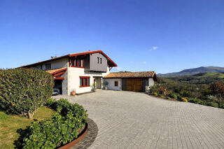  Villa � vendre 8 pi�ces 338 m�