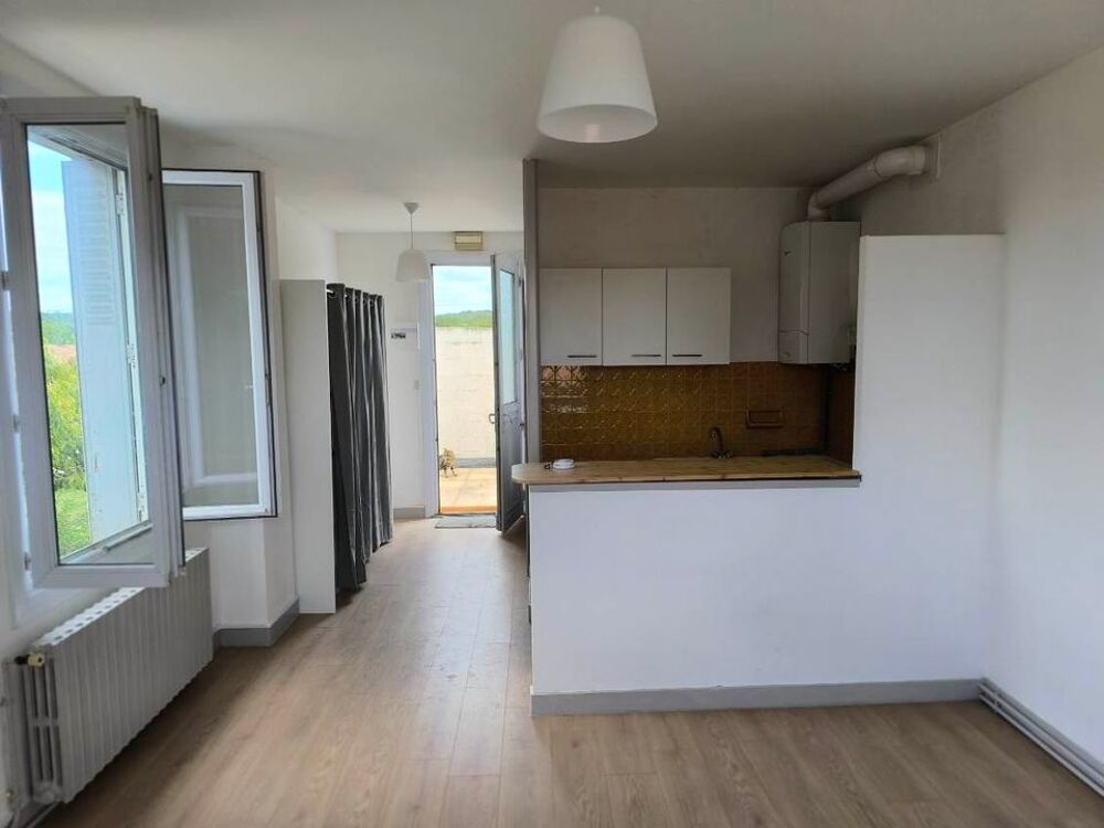 Location Appartement Studio de 29m2 à louer sur Saint-Michel Saint michel