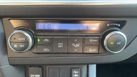 Auris 1.4 D-4D 90 Business 2015 occasion 35420 Louvigne Du Desert