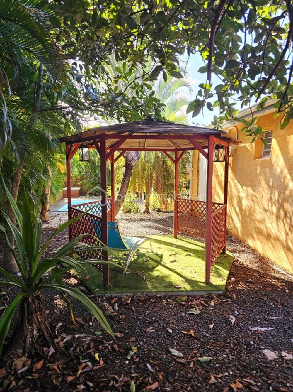 MAISON 115 M2 AVEC PISCINE