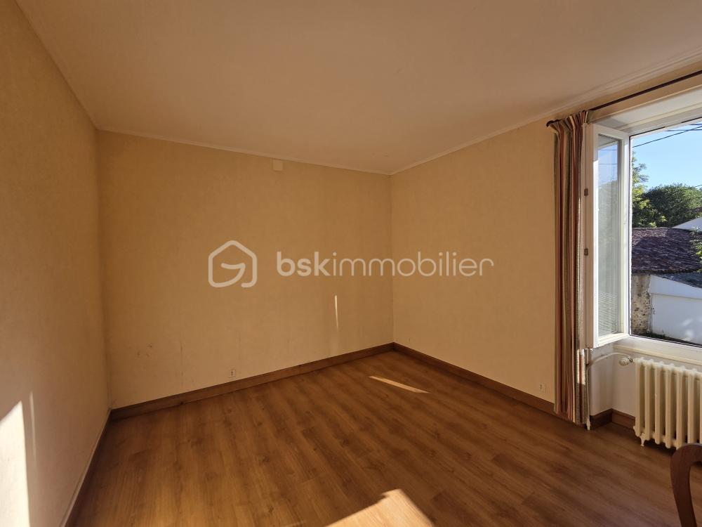 Vente Maison Maison 6 pièces 141m2 La chapelle thireuil