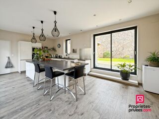  Maison � vendre 9 pi�ces 234 m�