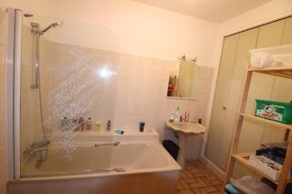  Maison � vendre 9 pi�ces 223 m�