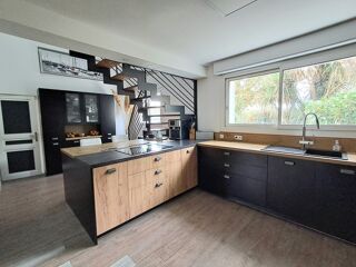  Maison  vendre 14 pices 354 m