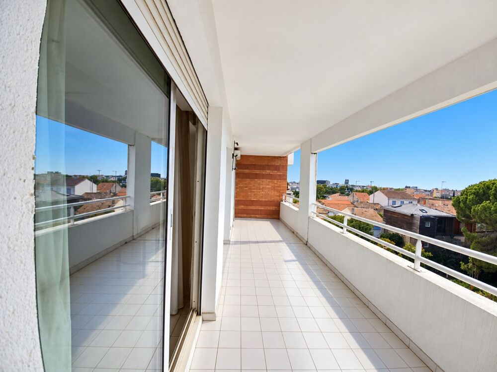 Vente Appartement CENTRE MONTPELLIER PROCHE POLYGONE ET GARE : T4 DE 94 M²+TERRASSE DE 16M² +GARAGE FERME + CAVE !! Montpellier