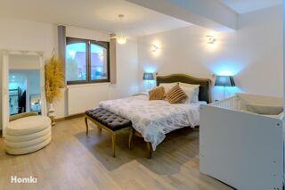  Maison  vendre 6 pices 240 m