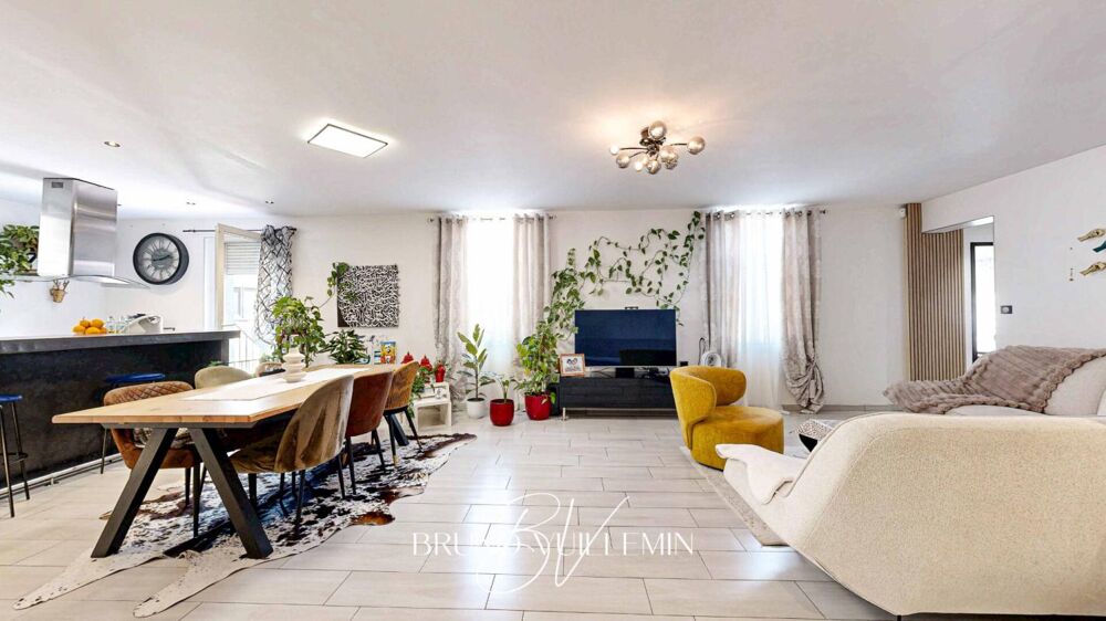 Vente Maison MAISON DE VILLE CONSTITUÉE DE 2 APPARTEMENTS INDÉPENDANTS / FORT POTENTIEL LOCATIF Carcassonne