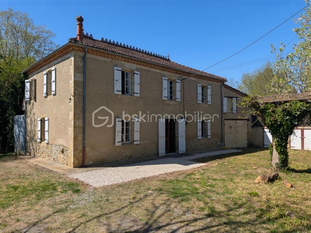 Maison ancienne en partie rénovée  150 m²  Dépendances  Fort potentiel