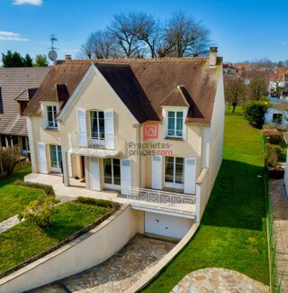  Maison � vendre 8 pi�ces 196 m�