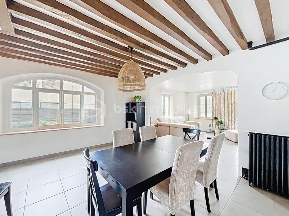 NOUVEAU PRIX  À proximité de Bornel  Maison familiale avec dépendance et beau potentiel 299 000 €