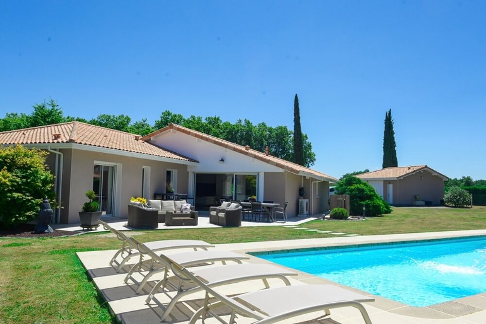 Maison 6 pièces 203 m² · à Aire sur L Adour · 203 m² · 618 000 €
