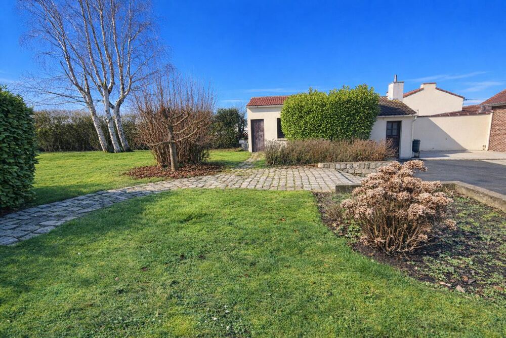 Vente Maison Maison Allouagne 10 pièce(s) 282 m2 Allouagne